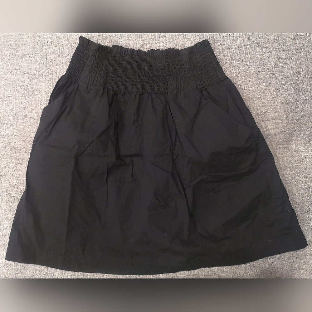 Dynamite skirt. Size M